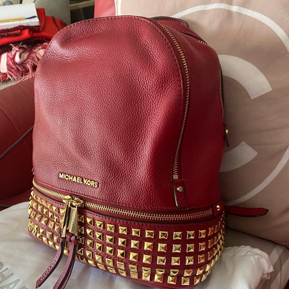 kate spade mini backpack pyramid Buy Leila Pebbled Leather Dome Bag in Black kb650 Online in Singapore Medium. The Best Mini Backpacks x